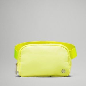 NWT Lululemon Everywhere Belt Bag 1L - Yellow - electric lemon